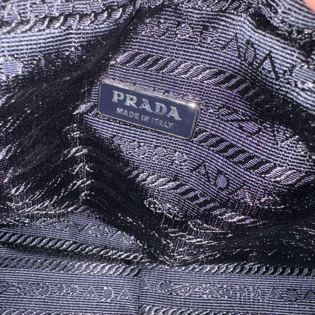 P*e様 PRADA ネイビー ナイロンポーチ　プラダ　【鑑定済み】