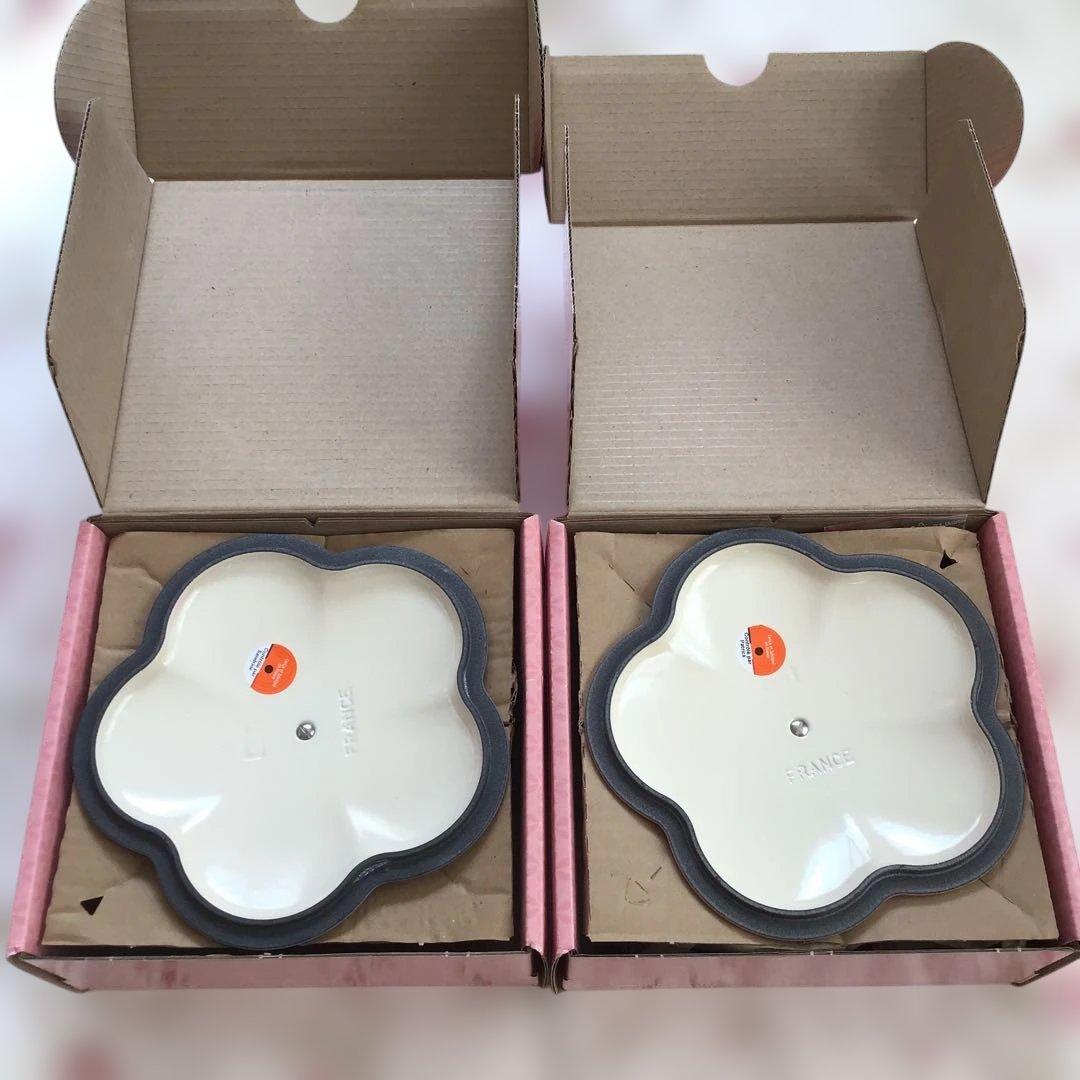 ル・クルーゼ　まとめ売り　鍋　2個 ココットフルール フラワー　限定