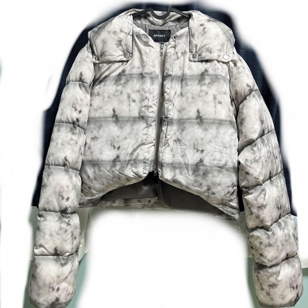 【GRANCY】プリントショートリアルダウン ホワイト Mサイズ