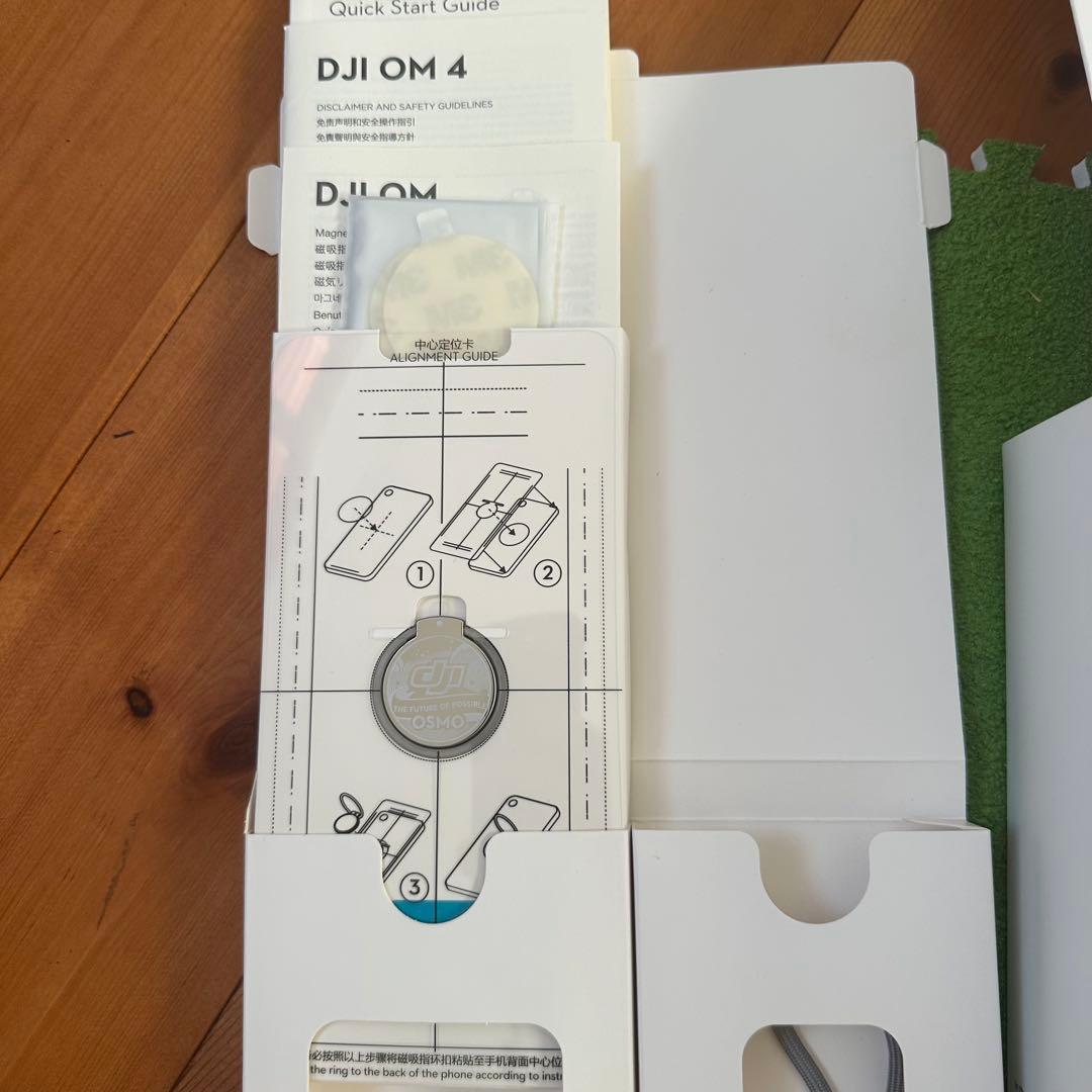 DJI OM 4（スマホ用ジンバル／マグネット式）国内正規品