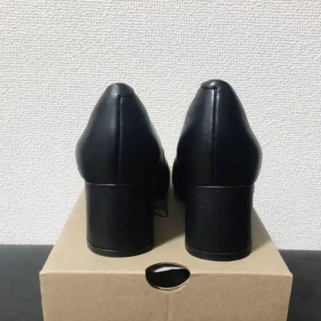 新品✧Clarks 本革レザー プレーンパンプス【フォーマル・就活もOK◎】