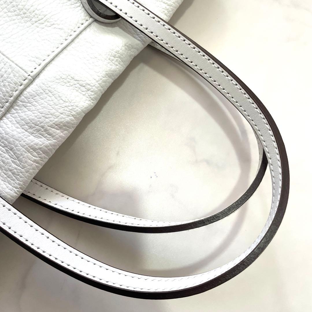 CREEZIAN ホワイトレザートートバッグ