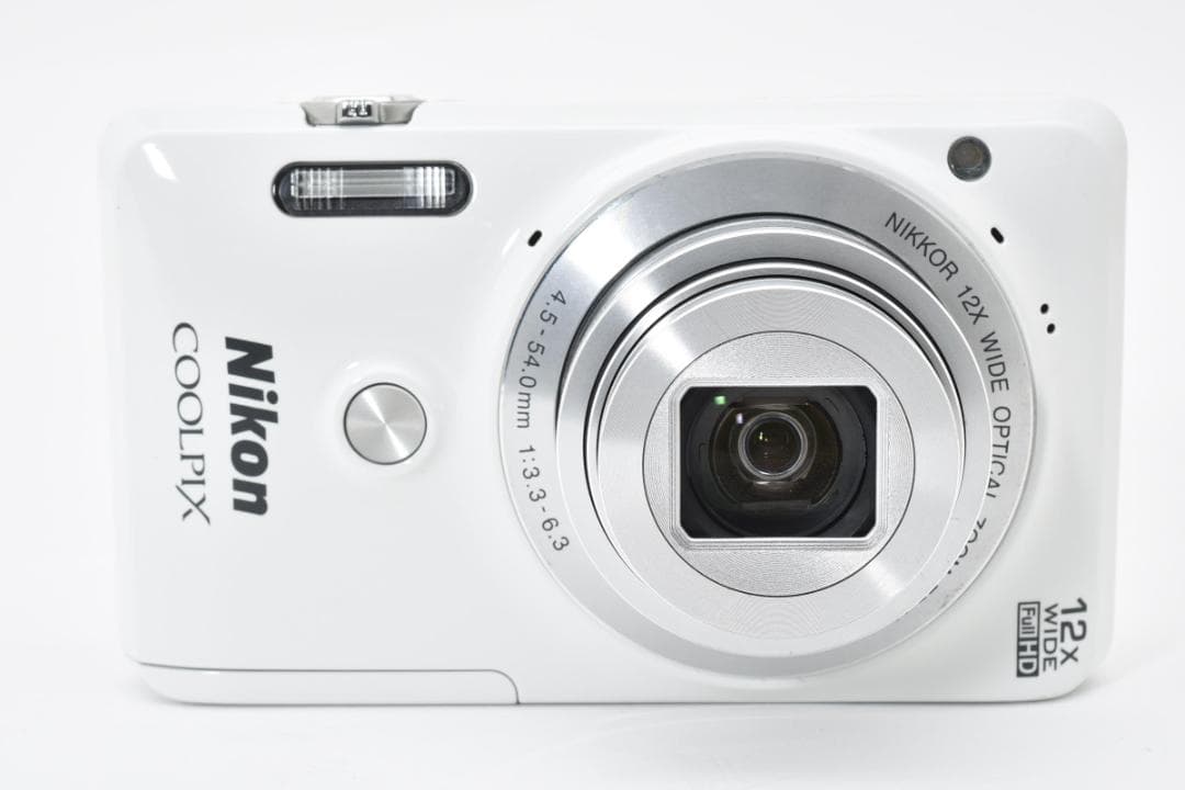 お値下げ歓迎・美品 Nikon COOLPIX S6900 ホワイト 1574