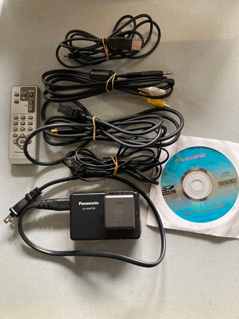 Panasonic ビデオ　HDC-HS9