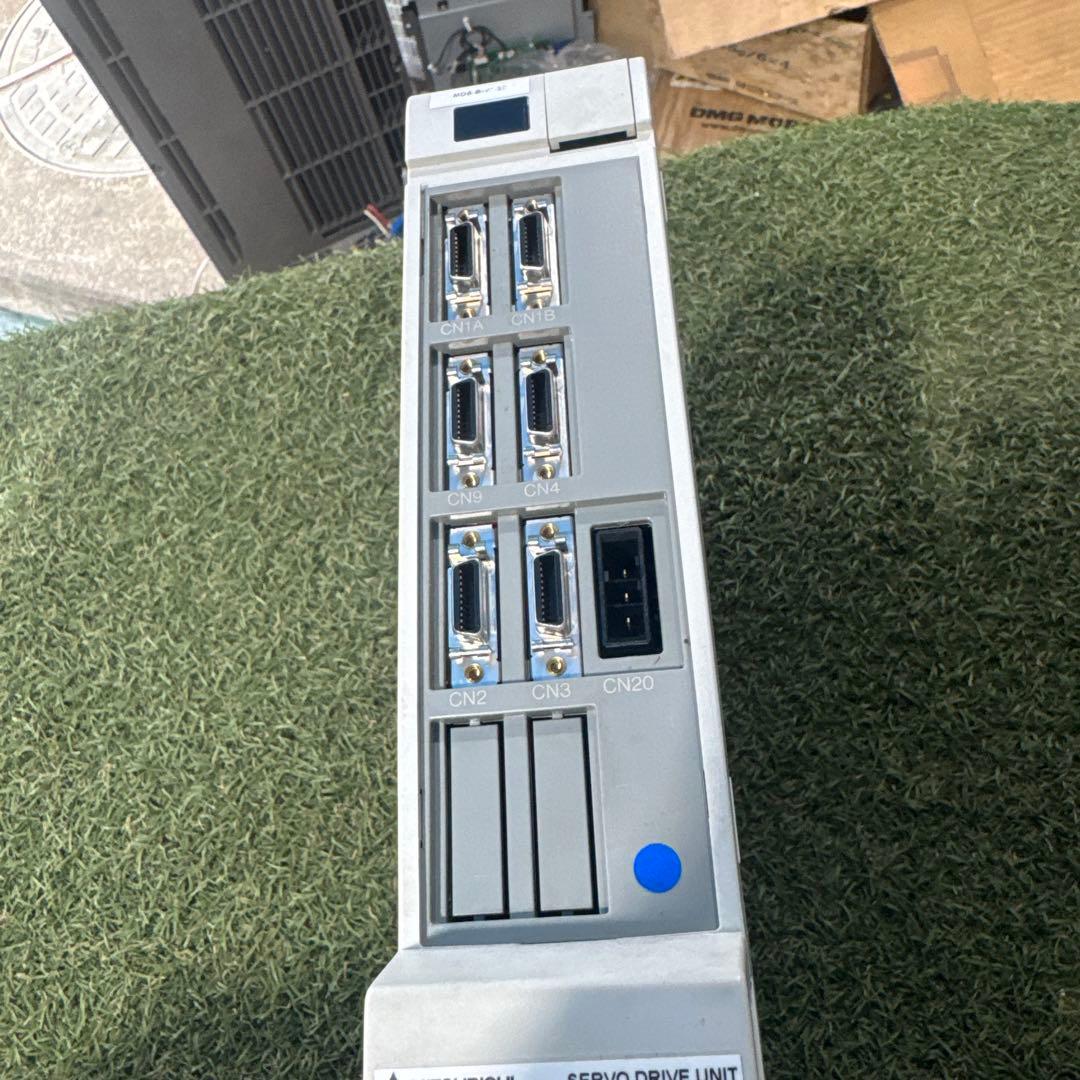 MDS-B-V2-2020三菱 MDS B V2 2020 サーボドライバー