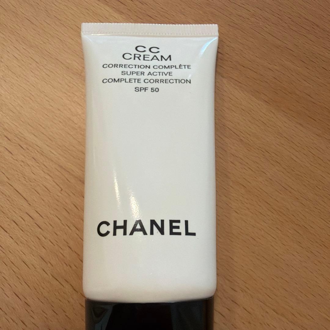 CHANEL CC CREAM 10 ベージュ SPF 50