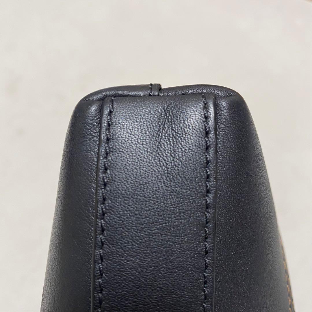 らむ！美品　コーチ ショルダーバッグ　 レザー 黒 グラハム　F78147