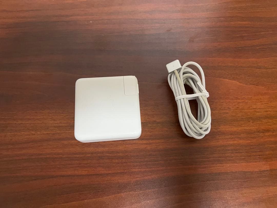 MacBook Pro M2Max 32GB 1TB 本体