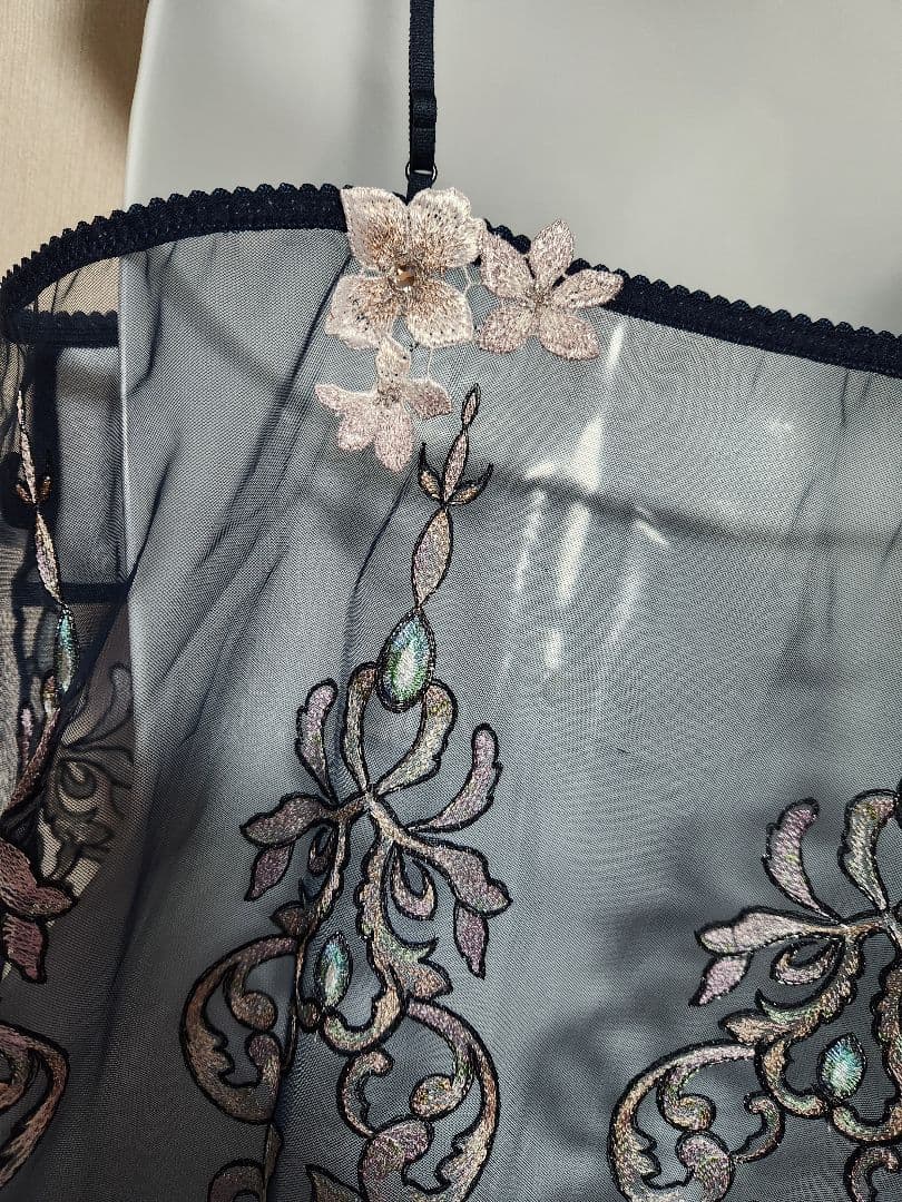 【ＬＬ】新品　ワコール　サルート　02グループ　キャミソール