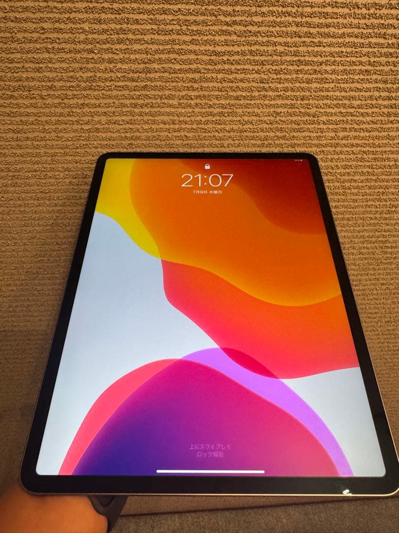 【ほぼ未使用品✨】iPad Pro 12.9インチ 充電3回バッテリ105%