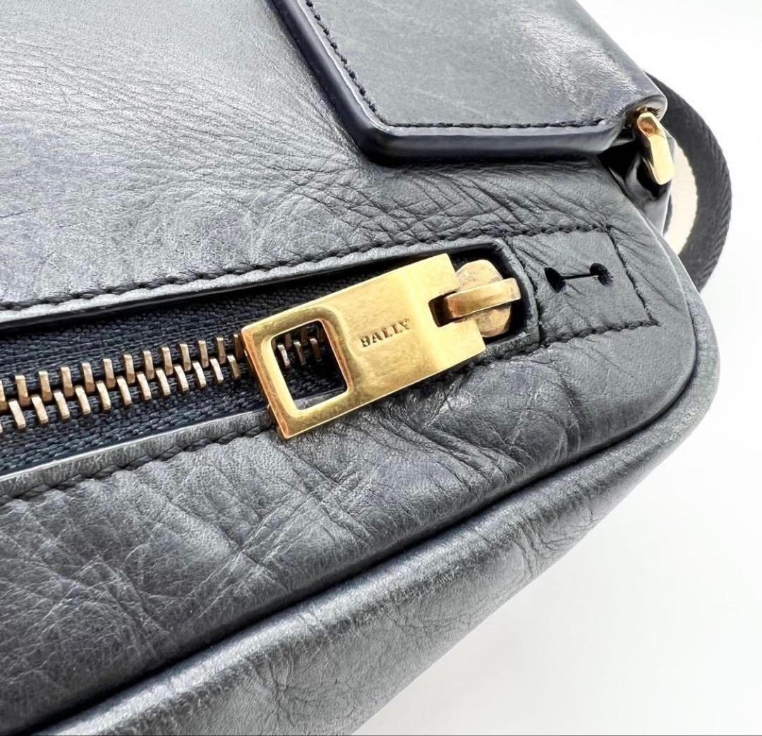 美品　バリー　ボディバッグ　レザー　ネイビー　トレインスポッティング