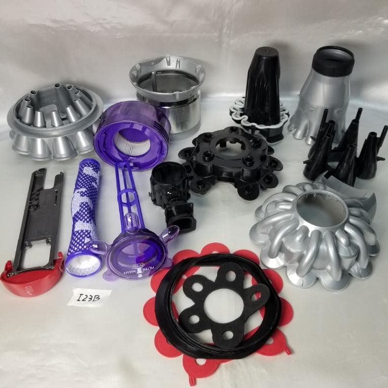 ダイソン掃除機　V7(SV37)分解洗浄メンテナンス済