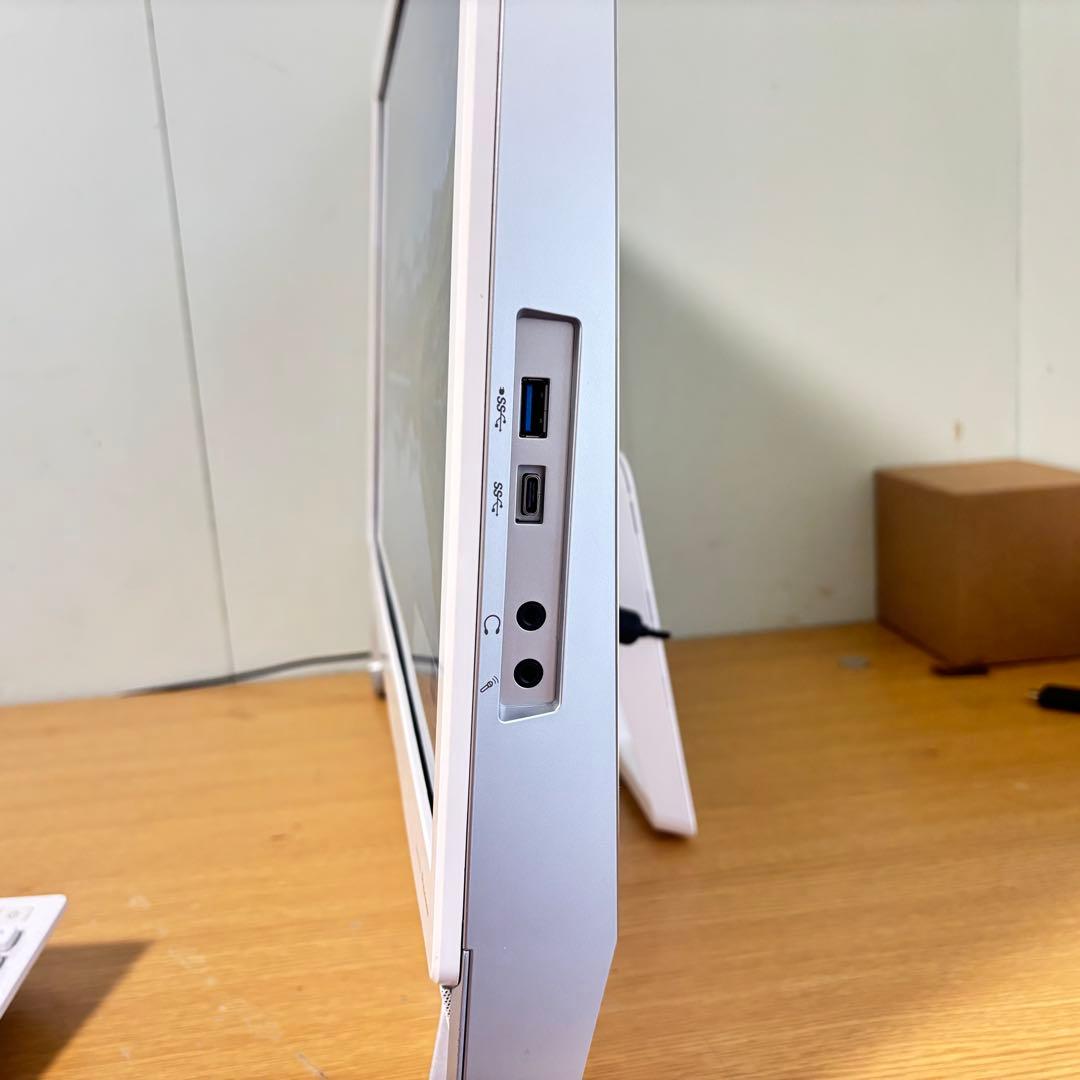 富士通　Windows11・Office搭載　高性能★一体型PC FH52/A3