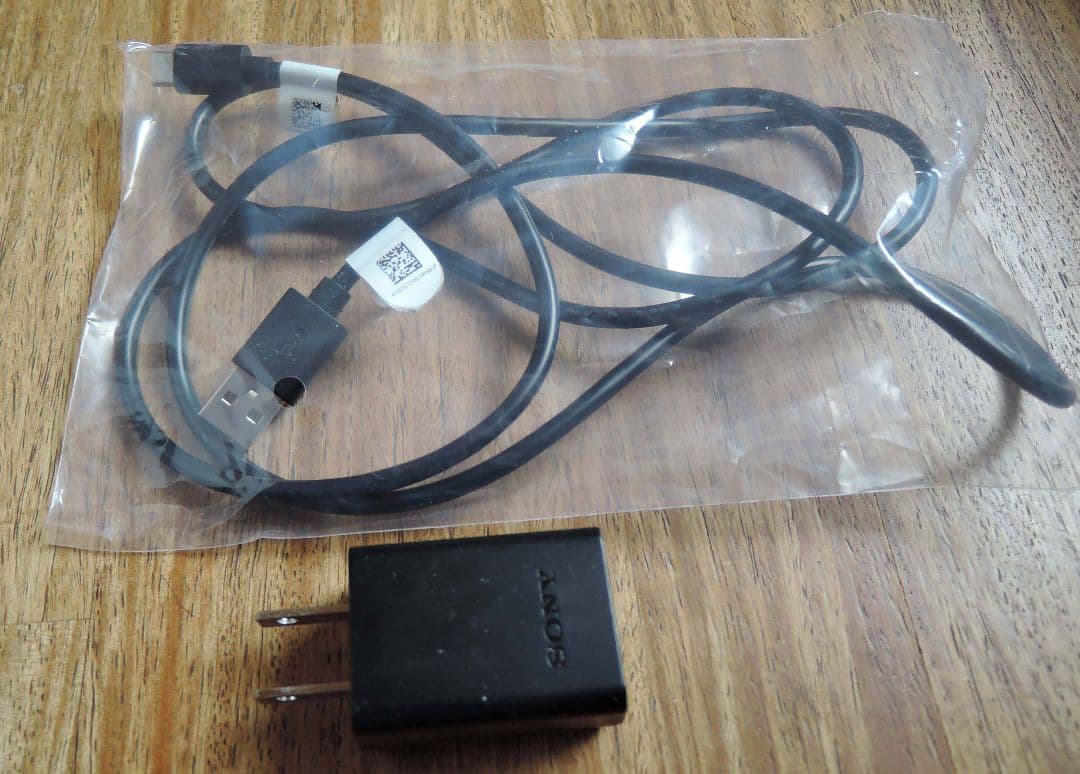 ソニーお手元テレビスピーカー　新同　SRS-LSR200