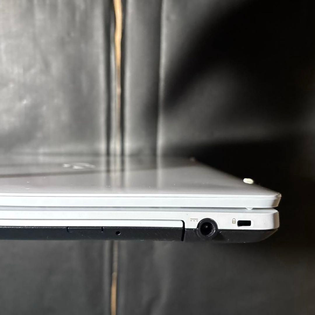 FujitsuノートPC FMVA42YW LIFEBOOKシリーズ ジャンク⭐︎