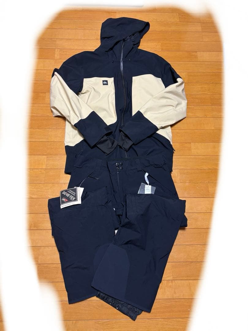 QUIKSILVERクイックシルバー　スノボウェア　上下GORE-TEX