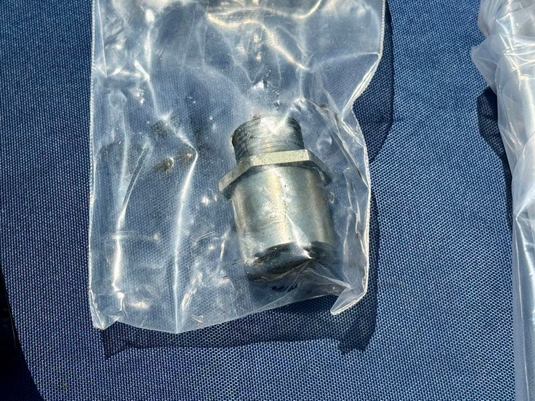 だ*ー様 （ジャンク）【Setrab】オイルクーラー 51-08834-01