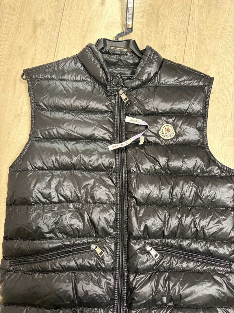 モンクレールブラック ダウンベスト サイズ2