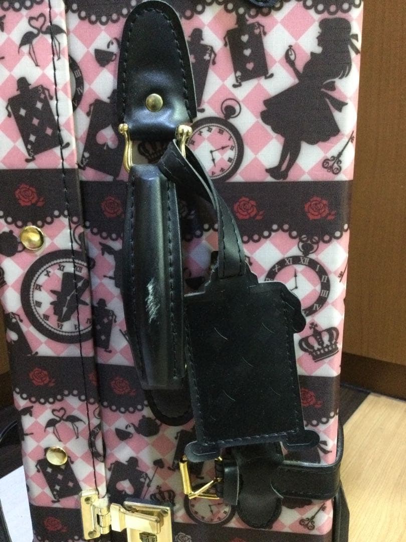 値下げ中❗️ハピタス　アリス柄　キャリーケース １回使用　☆直接受け渡し可☆