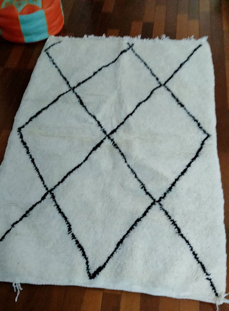 made in モロッコのハンドメイドラグ