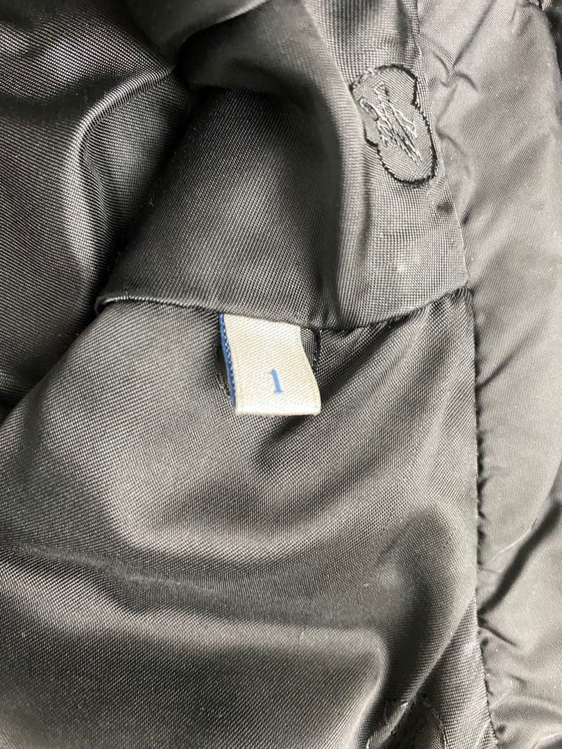 【極美品】モンクレール ダウンベスト ロゴ ナイロン ブラック ノワール S