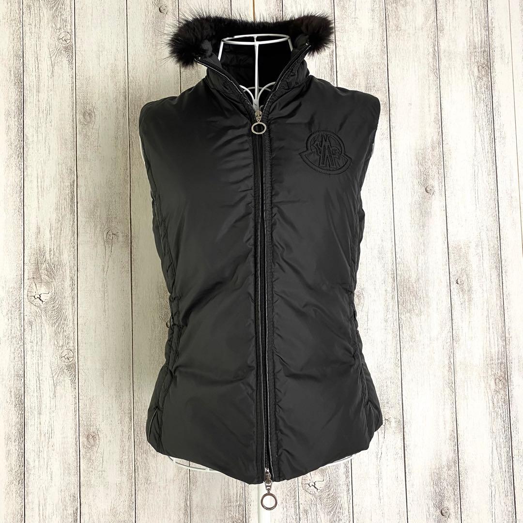 【極美品】モンクレール ダウンベスト ロゴ ナイロン ブラック ノワール S