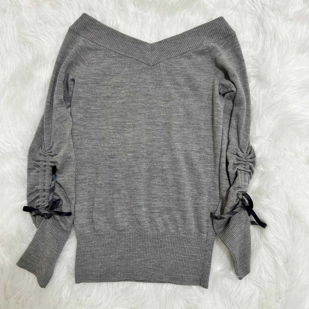 BURBERRY BLUE LABEL Vネックニット グレー リボン袖　M