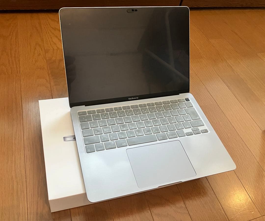 スマホ・タブレット・パソコン MacBook Air (Retina, 13-inch, 2020)