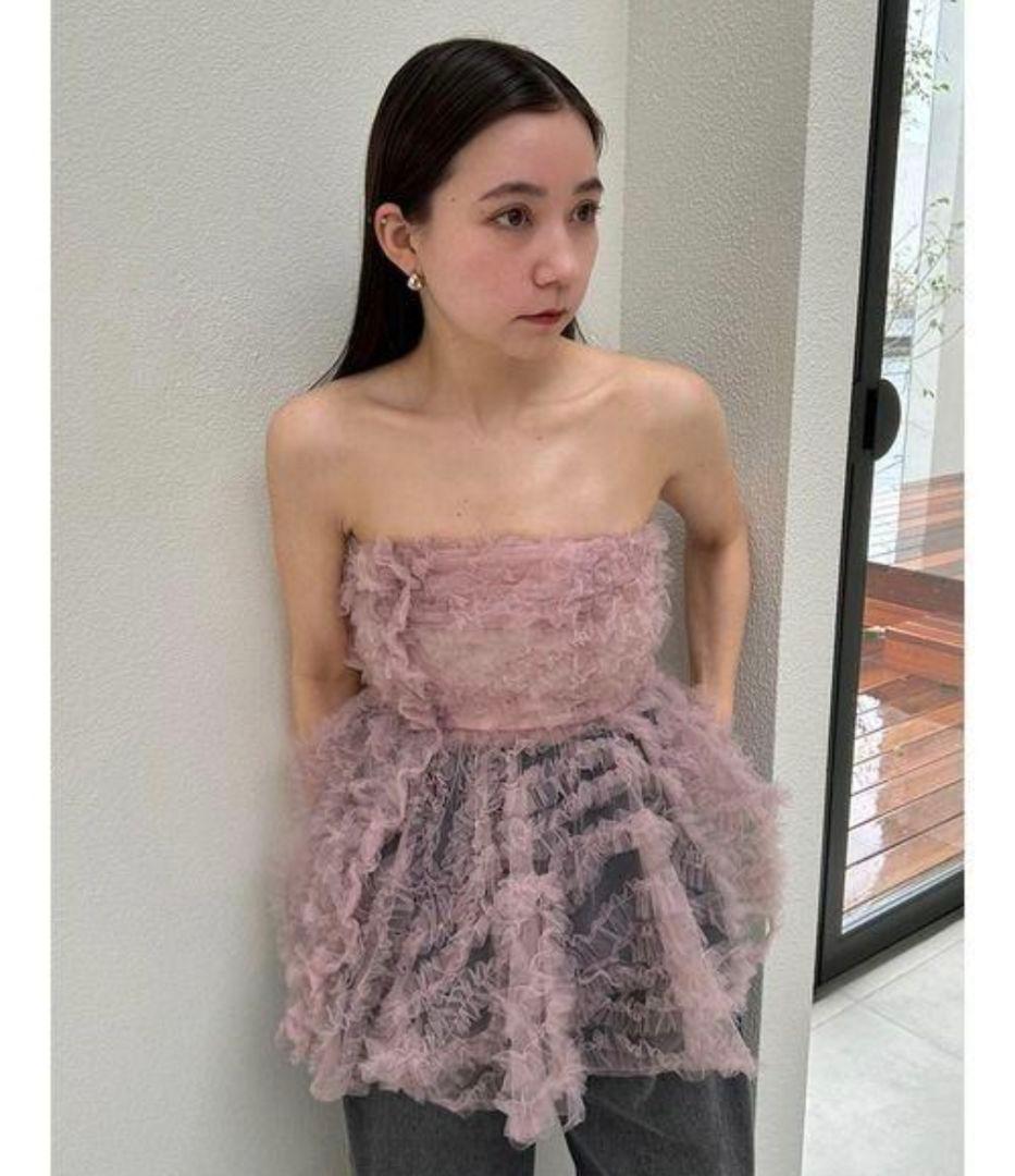 ✩美品✩ SNIDEL スナイデル チュール刺繍ベアペプラムTOPS ピンク