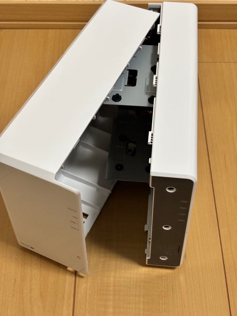 Synology NAS DS223j【HDD抜き取り済み】