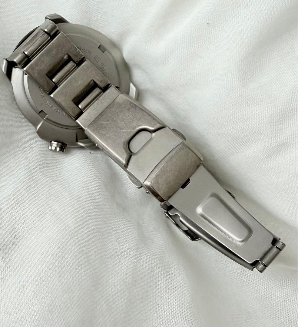 SEIKO 8F56-0070 チタン20気圧防水 日本製 廃盤モデル