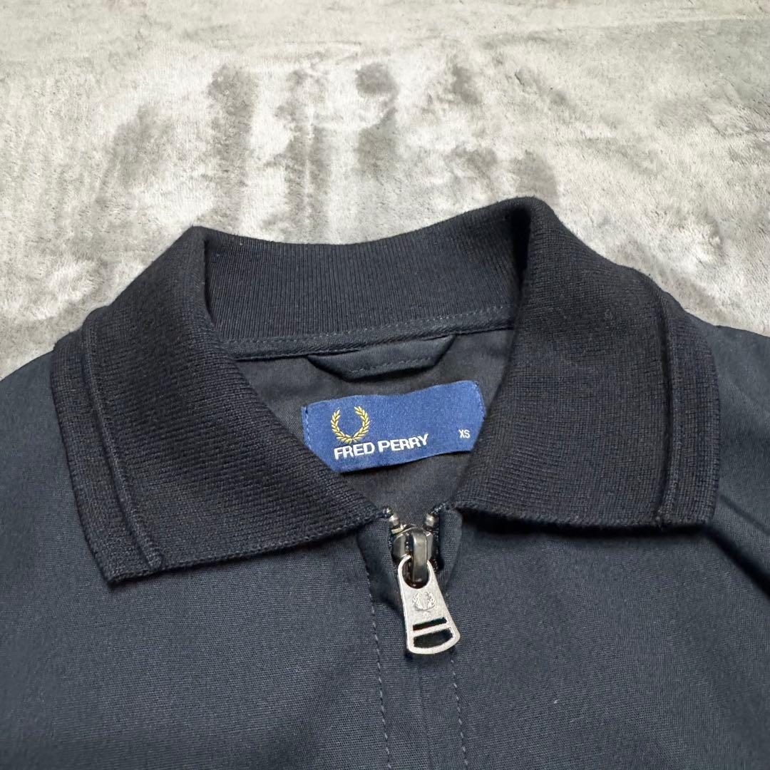 fred perry ジャケット ニット 切替 ブルゾン ジップアップ ロゴ 黒