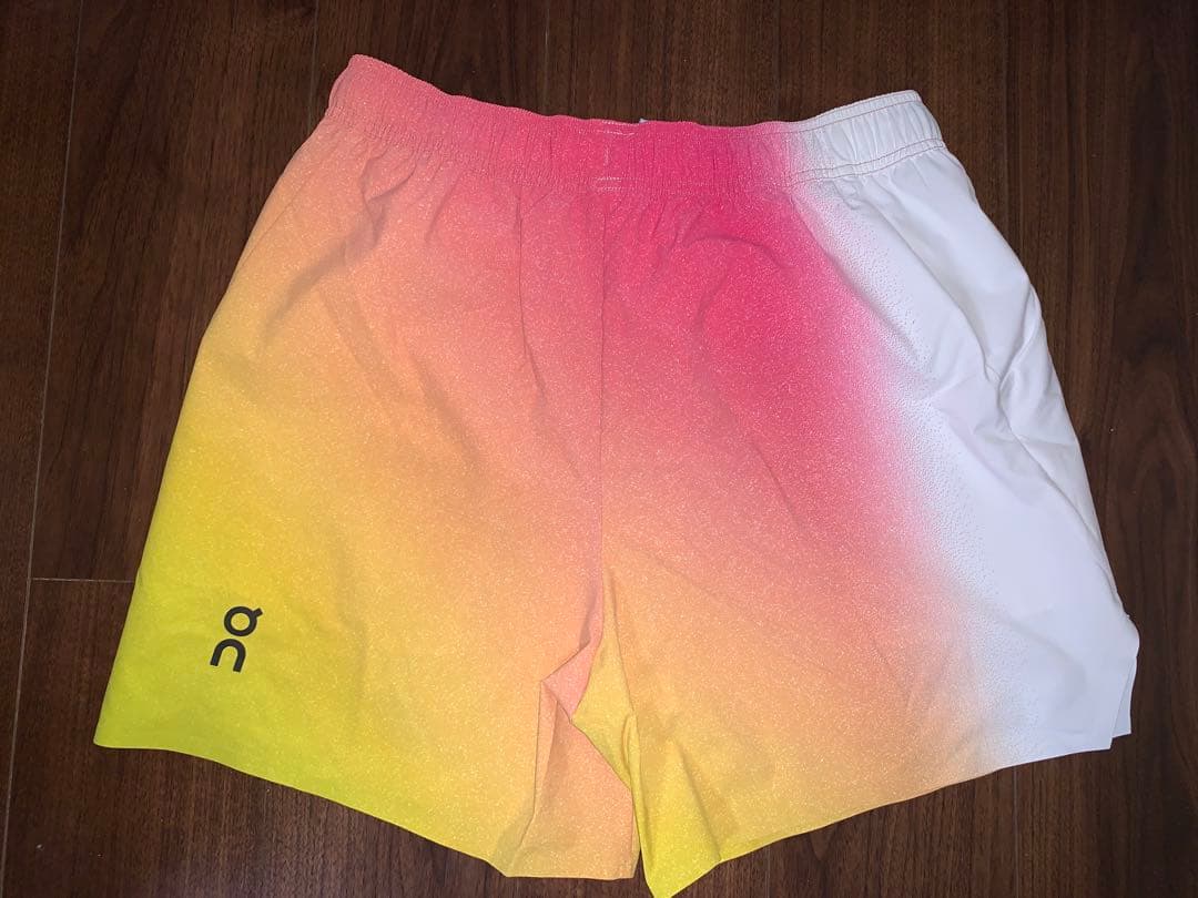 h*1様 On Tennis Men's Court Shorts【海外サイズ：