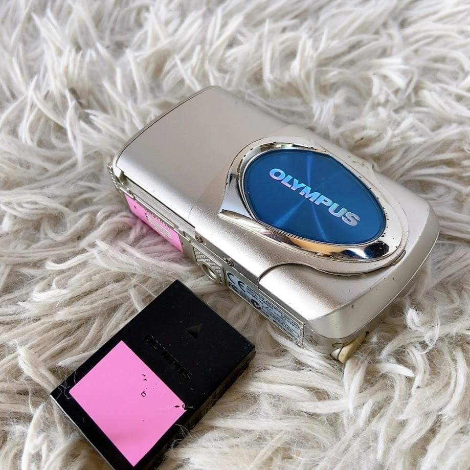 OLYMPUS μ-10 コンパクトデジタルカメラ 3.2メガピクセル