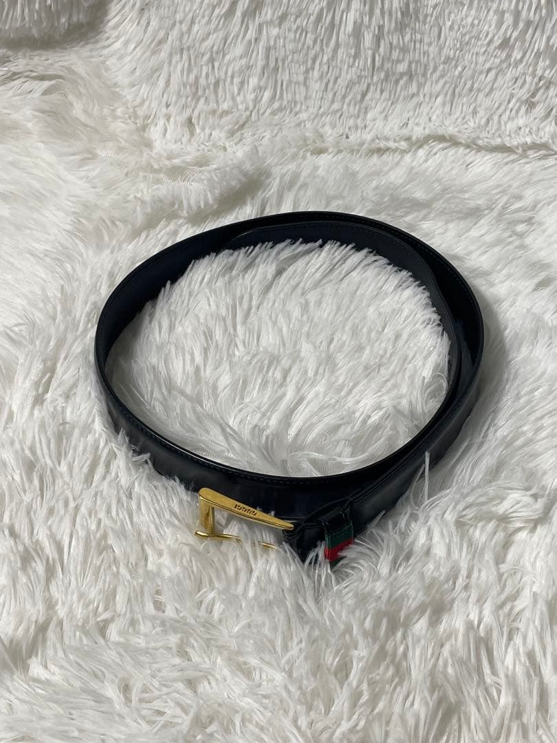 GUCCI グッチ レザーベルト 本革　ブラック ゴールドバックル