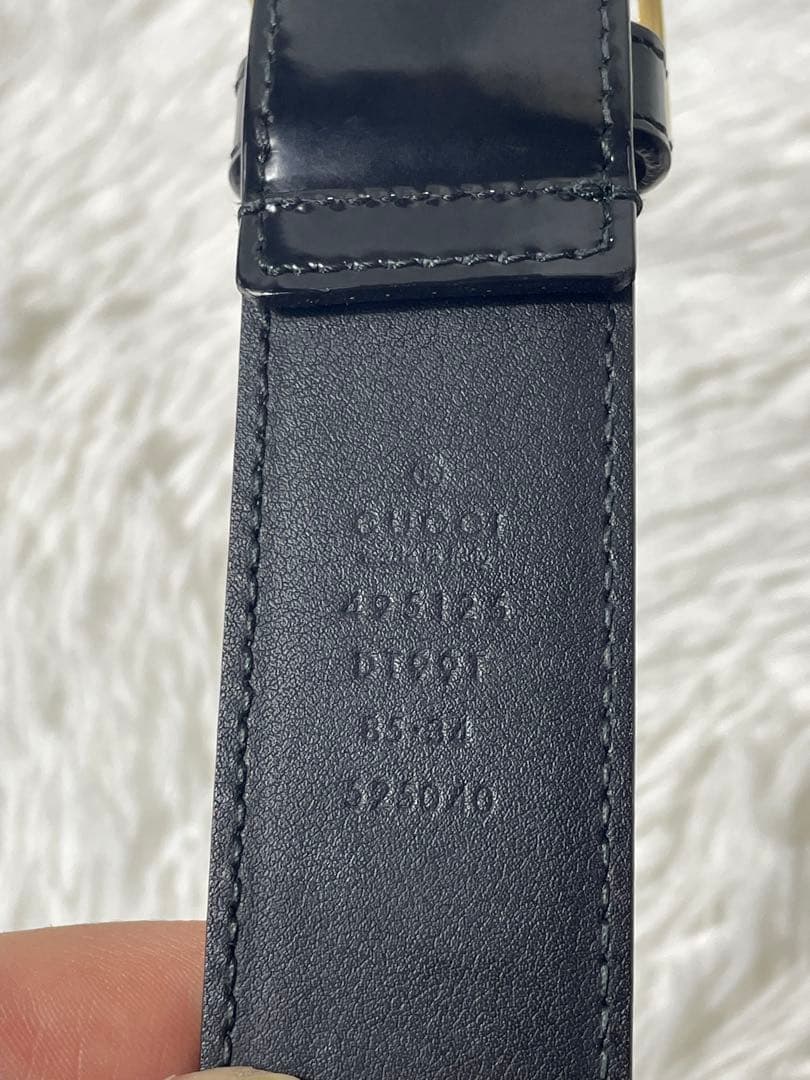 GUCCI グッチ レザーベルト 本革　ブラック ゴールドバックル