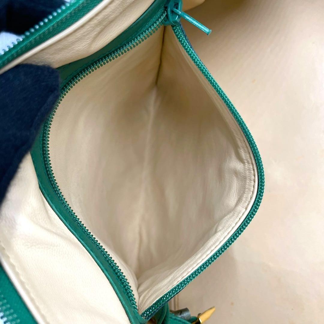 美品　希少モデル　ハンティングワールド　ボストンバッグ　レザー　緑　旅行