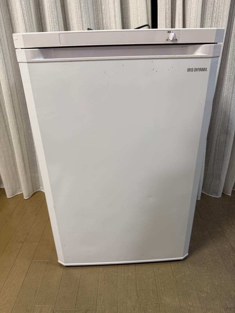 IRIS OHYAMA 冷凍庫 ホワイト　着払い　直接引き取り　2020年85l