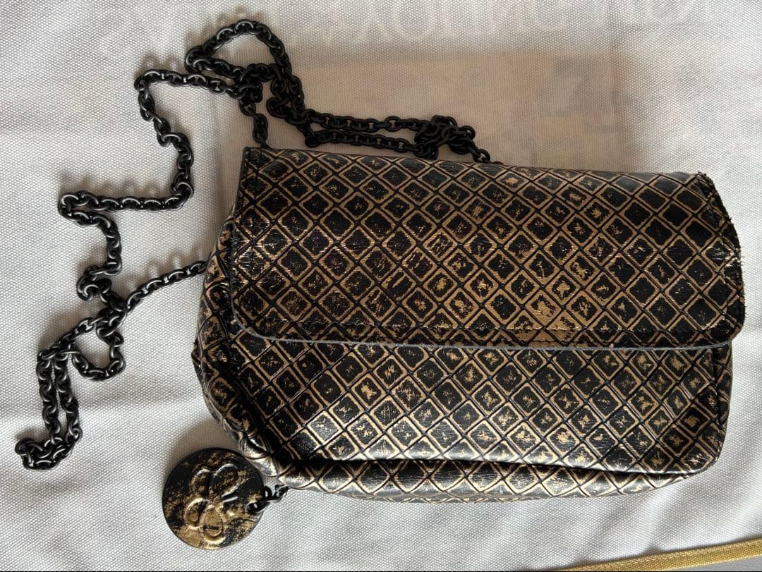 ボッテガヴェネタ ミニチェーンショルダーバッグ バタフライチャーム