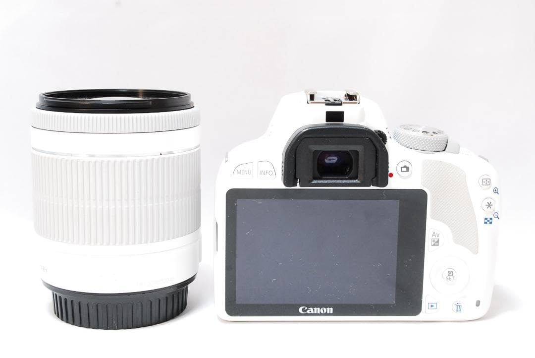 shoshokosyo様✨ホワイト✨Canon KissX7✨標準・超望遠セット