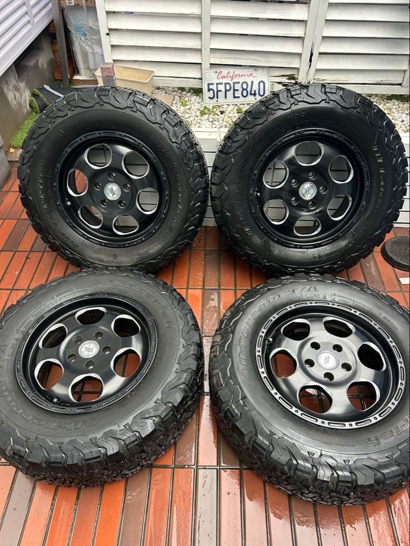 グッドリッジAll-TerrainT/A KO2 19年製　235/70 デリカ