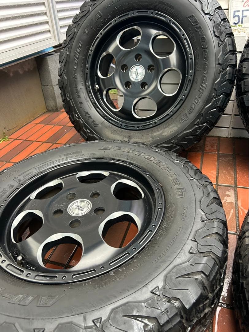 グッドリッジAll-TerrainT/A KO2 19年製　235/70 デリカ