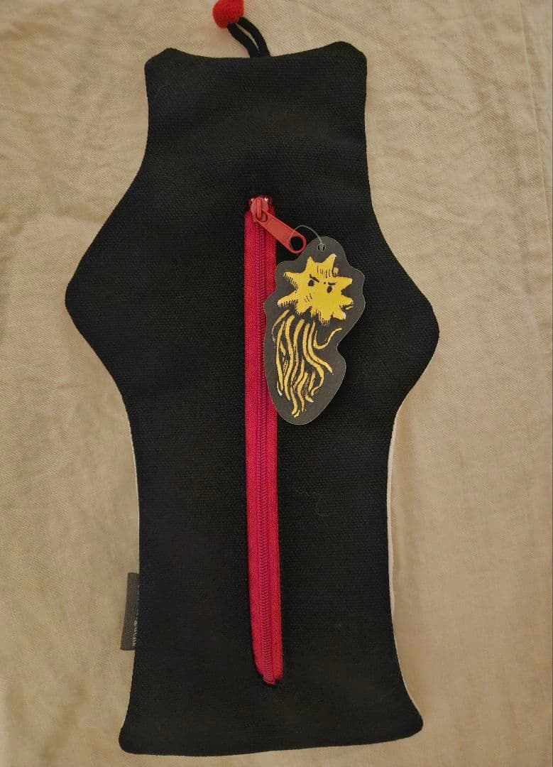 ★おまけ付き　ヒグチユウコ　個展限定　ひとつめちゃん　ギュスターヴくん　ポーチ