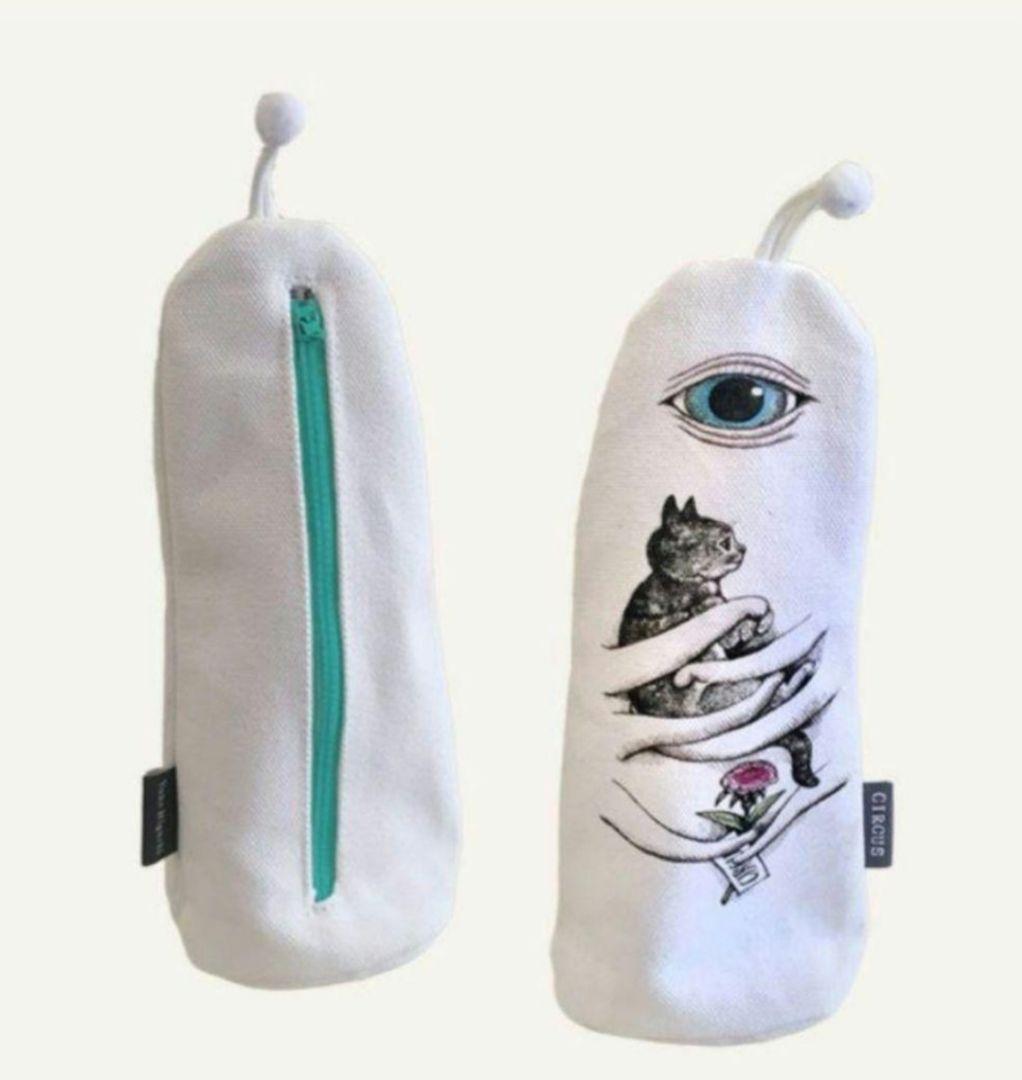 ★おまけ付き　ヒグチユウコ　個展限定　ひとつめちゃん　ギュスターヴくん　ポーチ