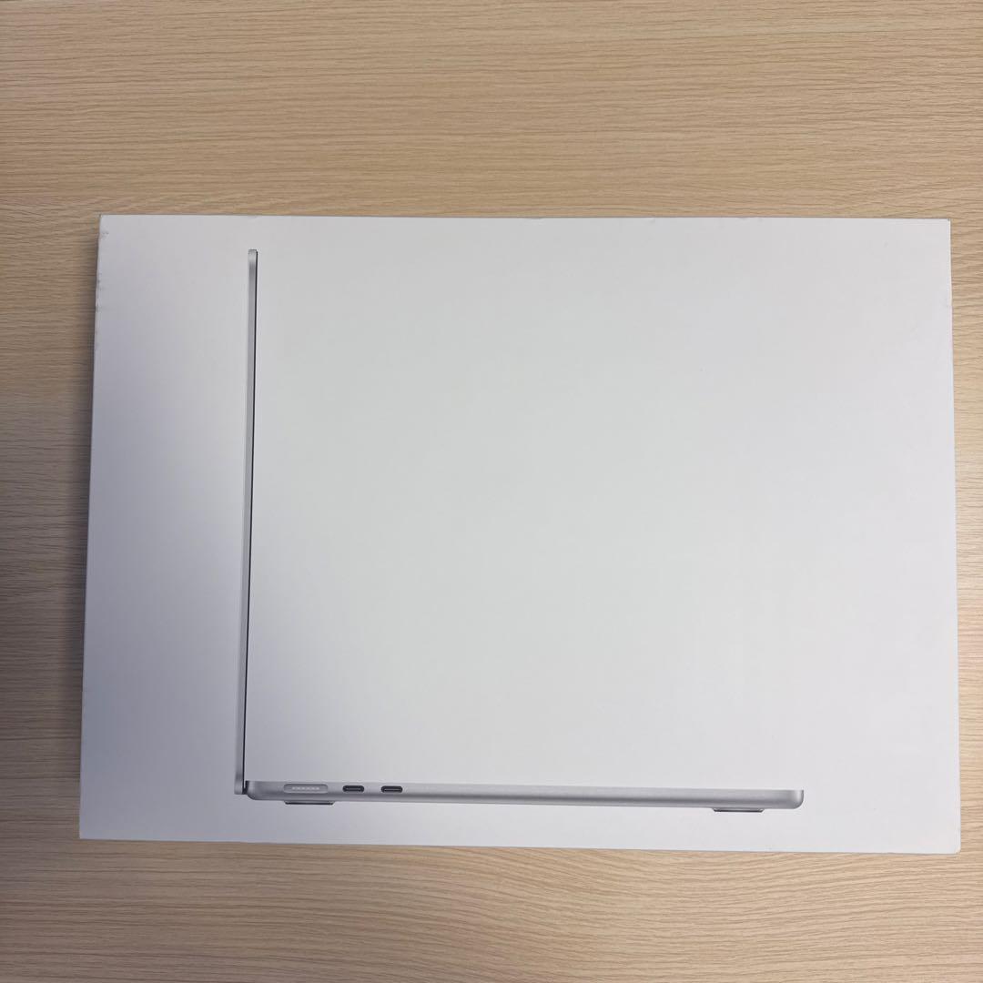 【極美品】16G/256G MacBook Air M3 13 シルバー