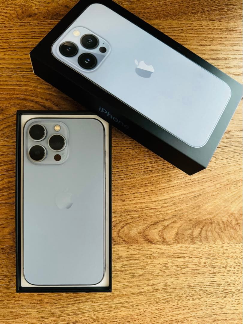 【美品・Apple点検済】iPhone13 Pro 128GB ブルー 海外製