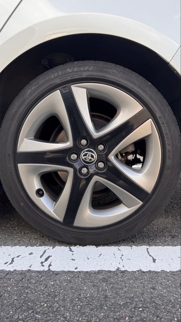 プリウス50 純正　17インチホイール