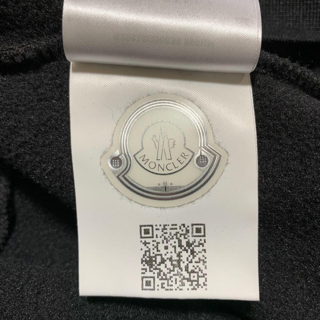 〔極美品〕モンクレール　袖ロゴ　パーカー　M ブラック　5P108