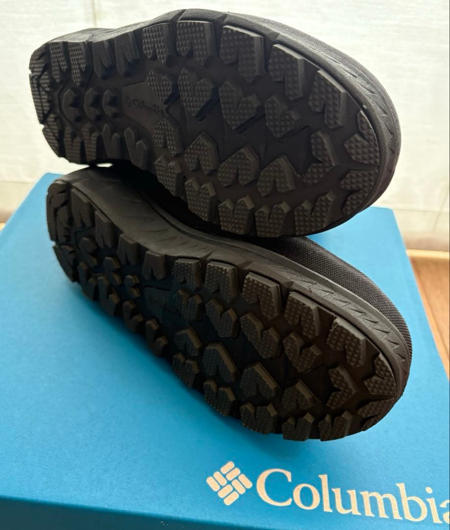 Columbia スノーブーツ イエローテイル 防水 ブーツ 24cm ブラック