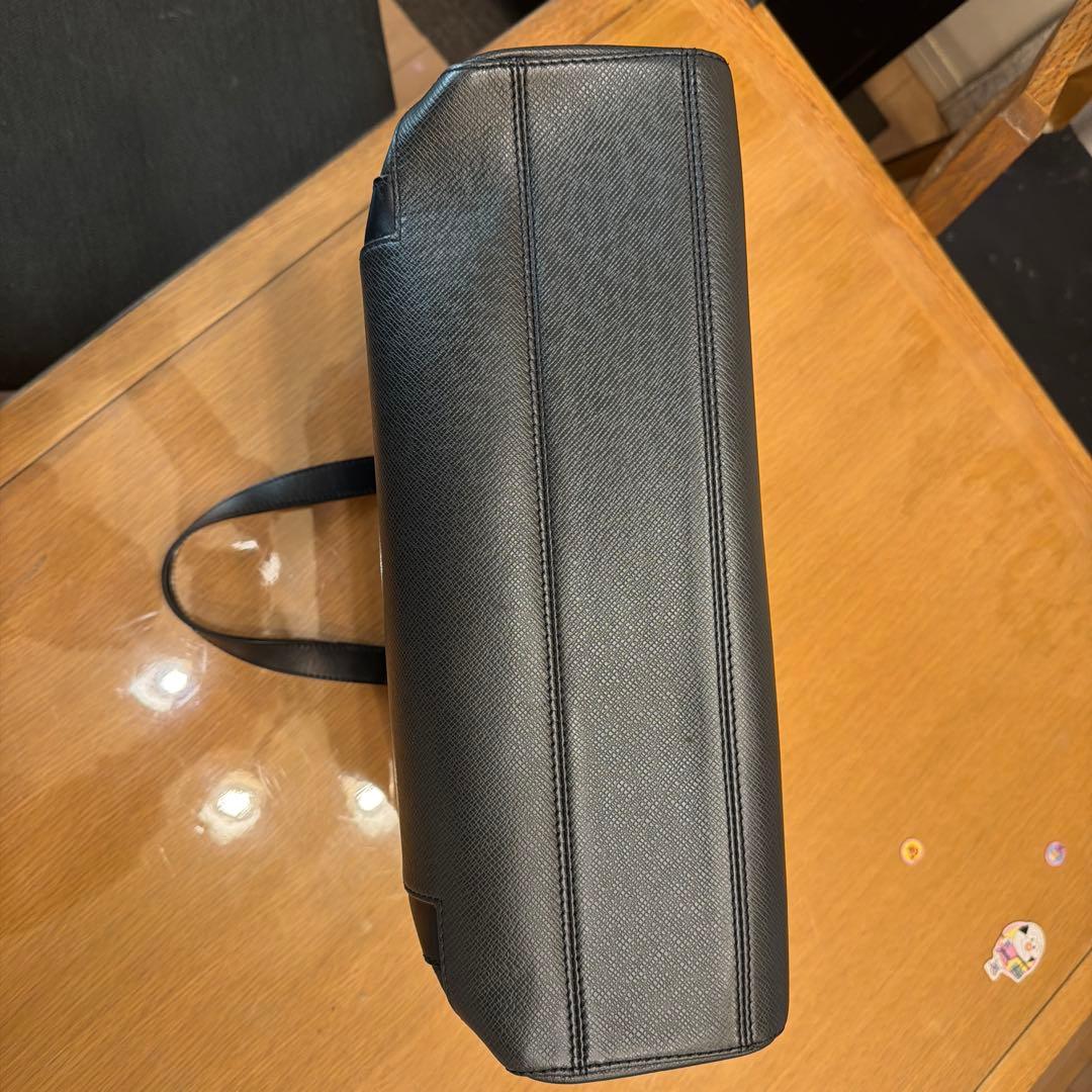 LOUISVUITTONメンズバッグ